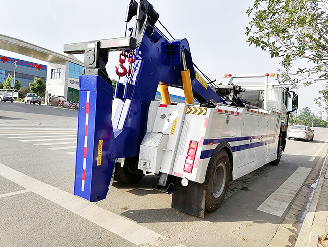 国六单桥重汽豪瀚拖吊联体清障车