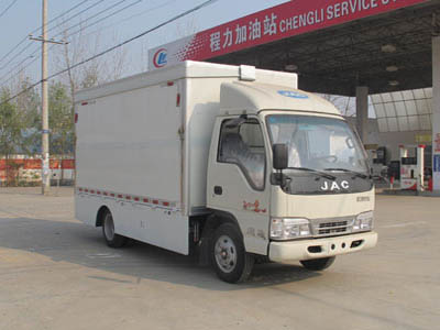 程力威牌CLW5040XWTH4型舞台车