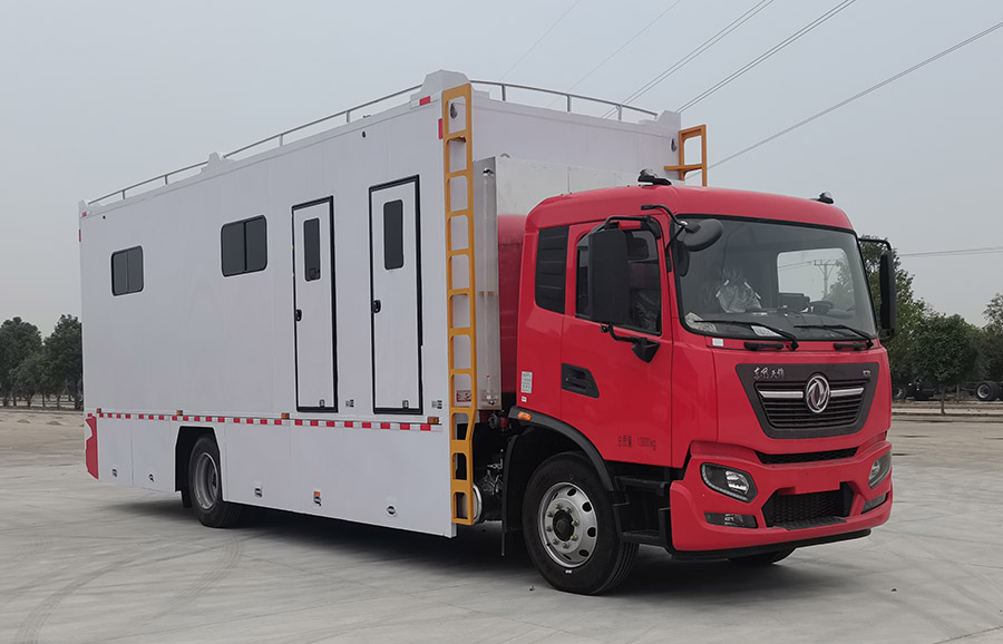 程力牌CL5130XCS6BZ型厕所车