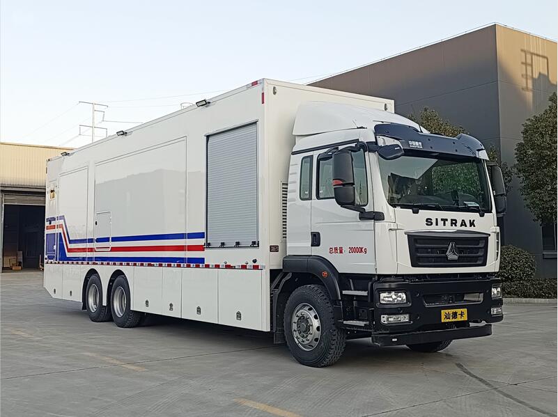 程力牌CL5200XYL6AYS型医疗车