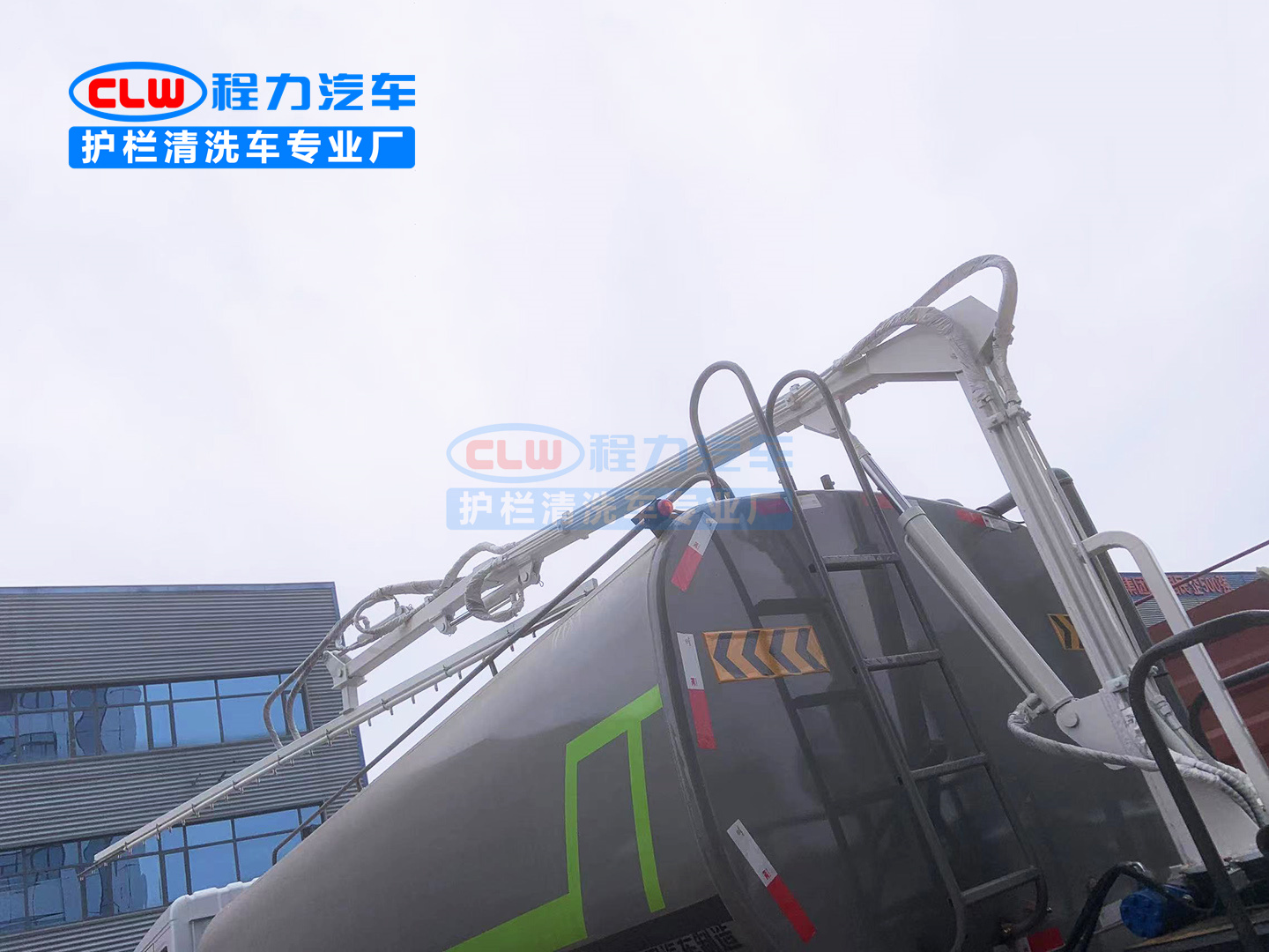 洒水车加装光伏清洗设备